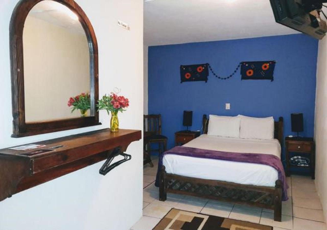 Hotel Casa Mia San Cristóbal de Las Casas エクステリア 写真