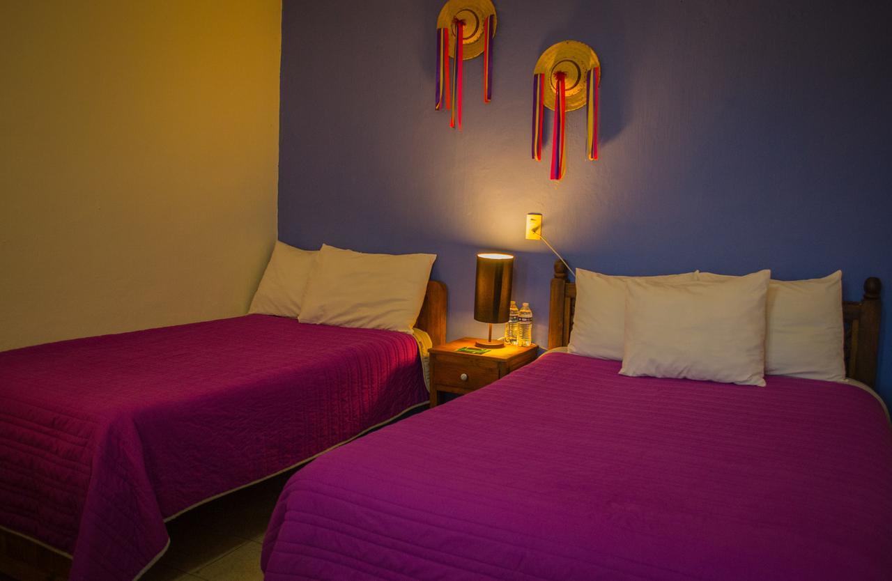 Hotel Casa Mia San Cristóbal de Las Casas エクステリア 写真